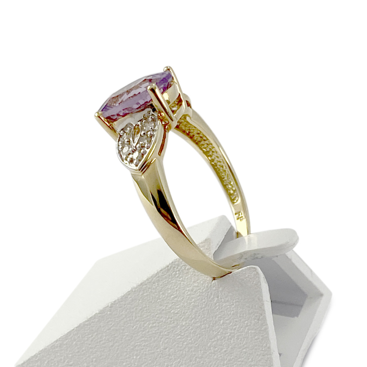 Bague d'occasion or 750 2 tons améthyste diamants