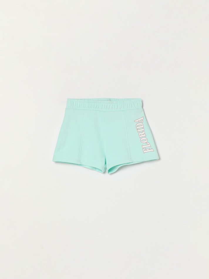 Conjunto de 4 peças composto por moletom, camiseta, shorts e leggings - Verde Pastel