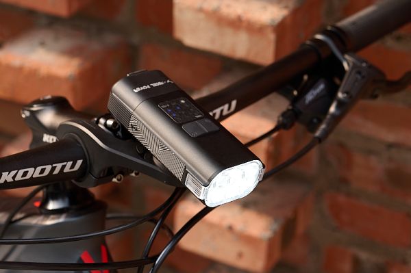 Moon Rigel Power Genopladelig Forlygte, 3600 Lumen