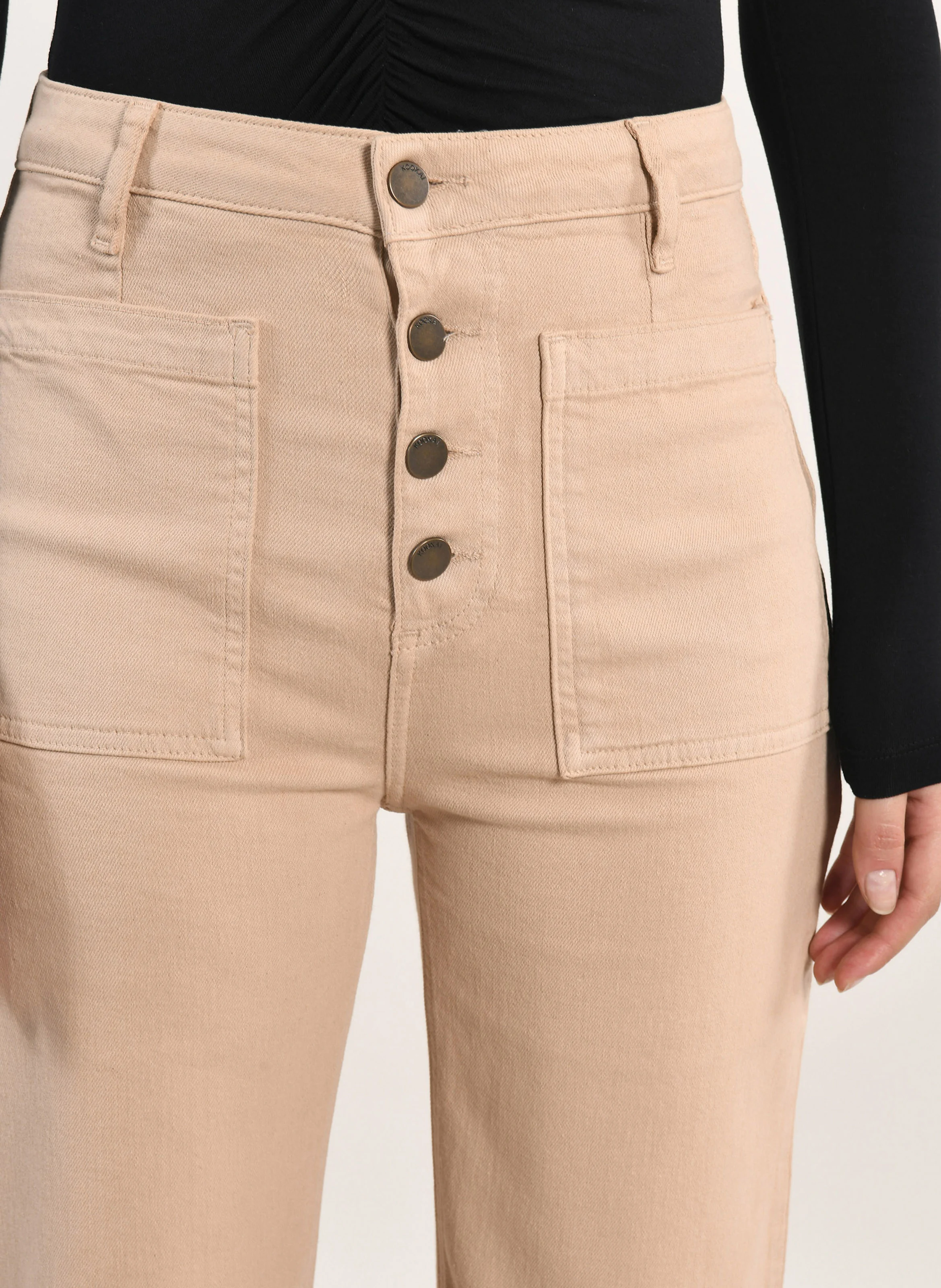 THADEE - Pantalon flare à fermeture boutonnée en coton mélangé | Beige