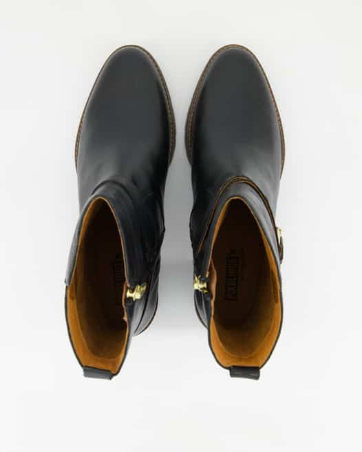 Pikolinos Llanes Stiefeletten in Schwarz