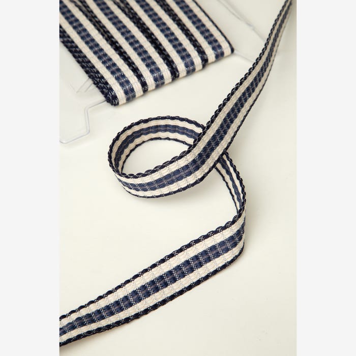 Atelier Veritas-Sierlint met lurex 25mm