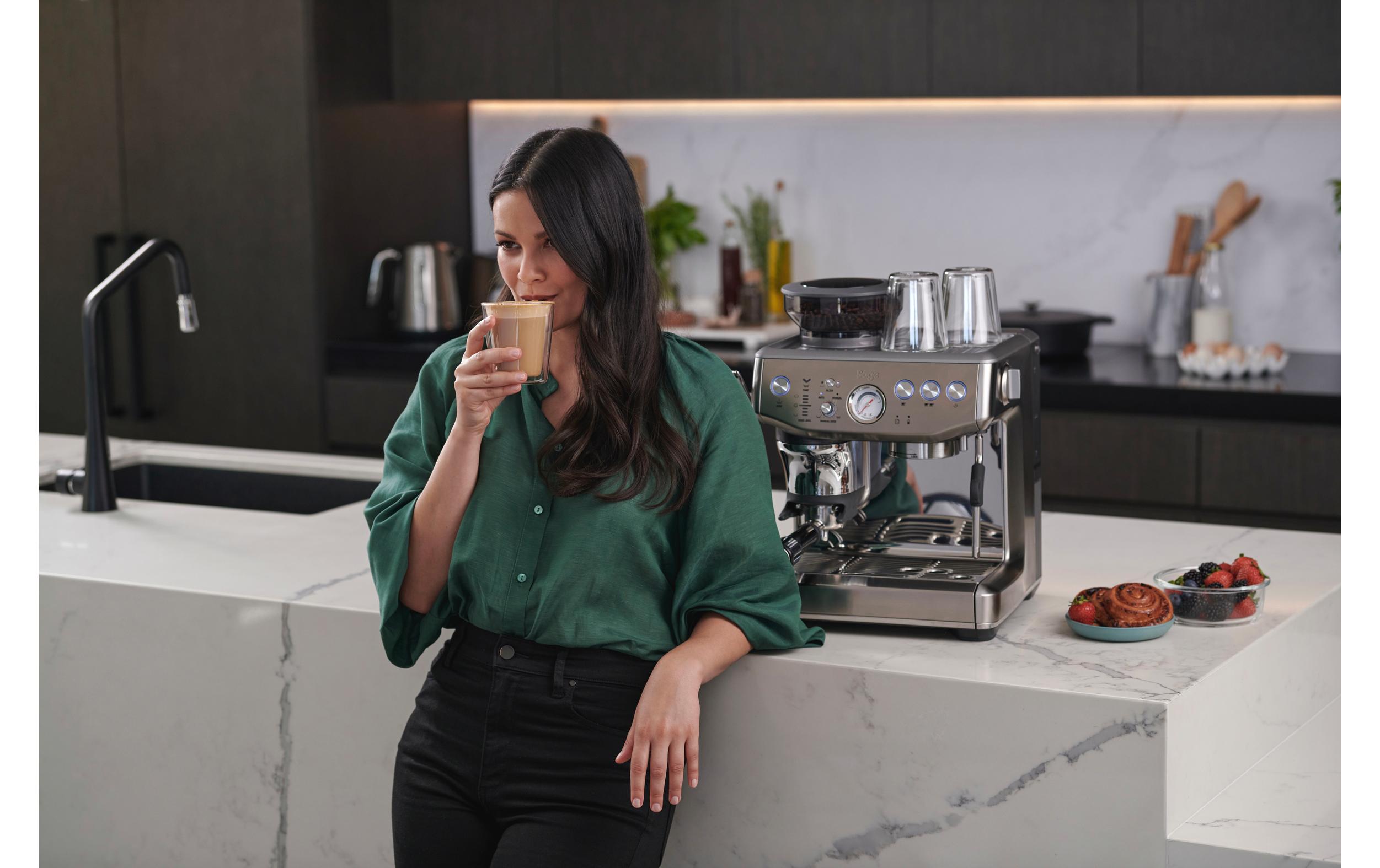 Siebträgermaschine Barista Express Impress Edelstahl<br>Kompakte und vielseitige Espressomaschine für Kaffee in Barista-Qualität