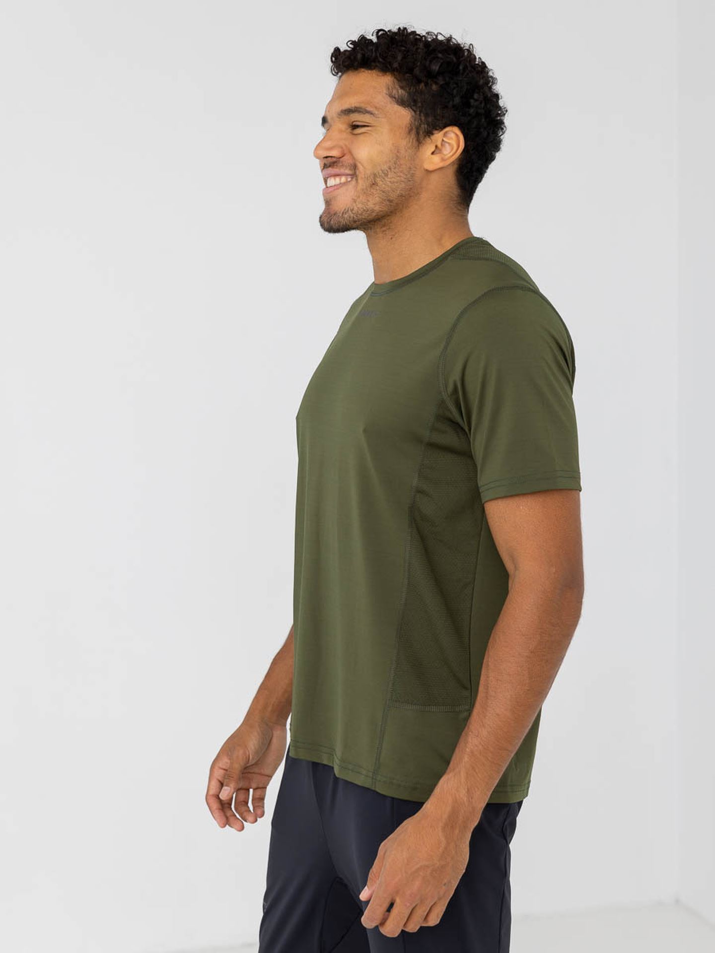 Advance Essence Short Sleeve Tee