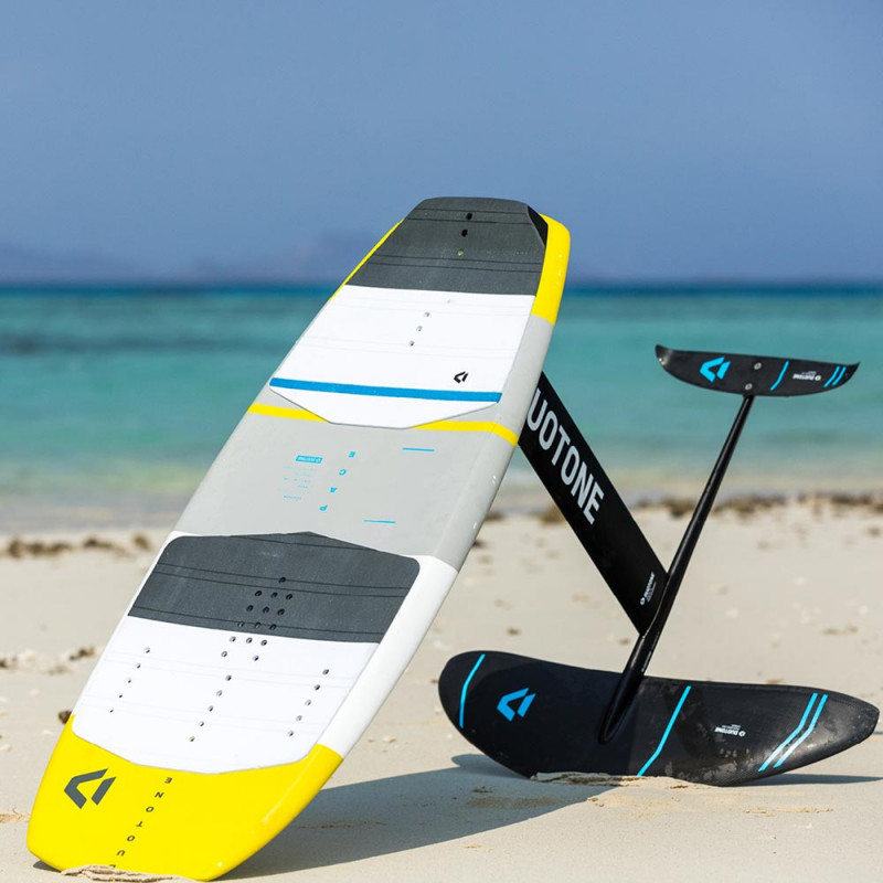 PLANCHE DE FOIL DUOTONE PACE