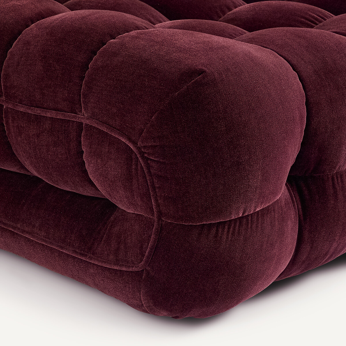 AM.PM<br>Poltrona estofada em veludo chenille, Jud