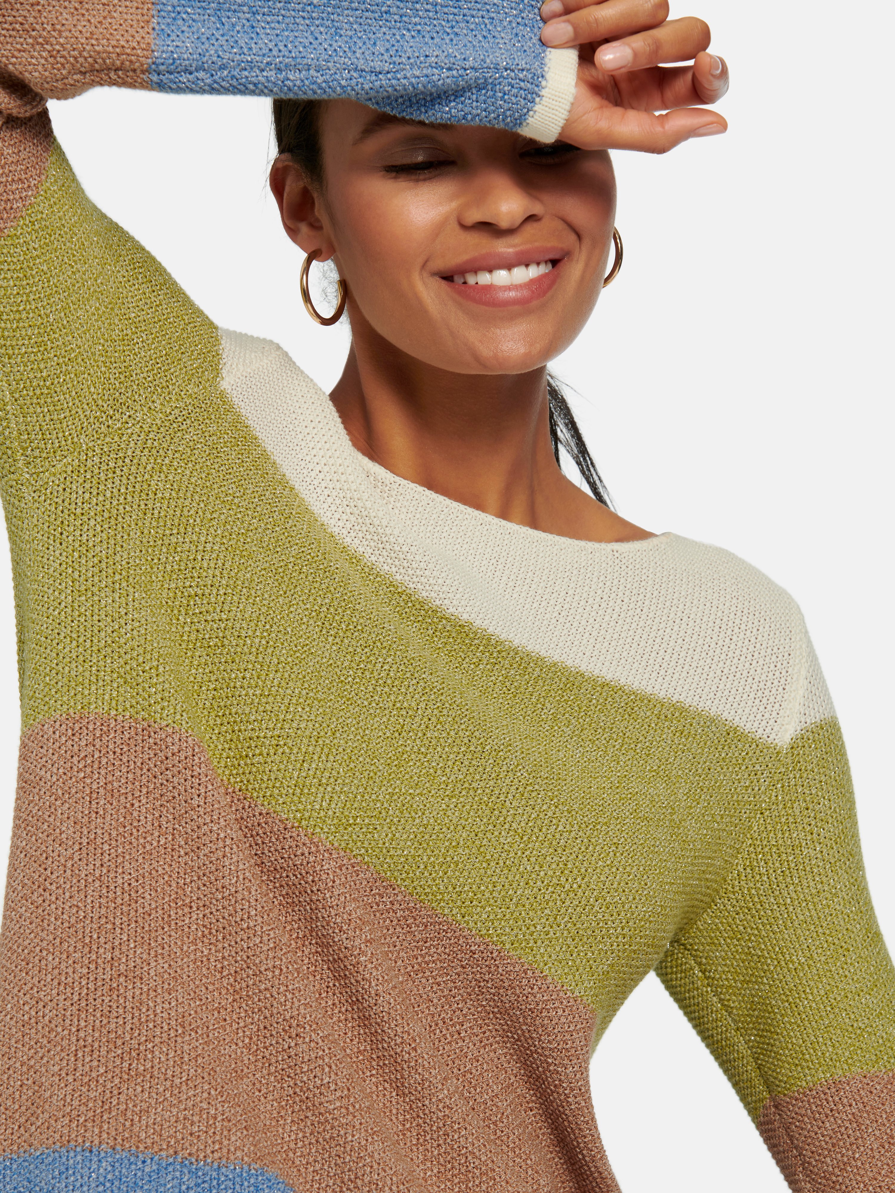 Pullover mit U-Boot-Ausschnitt