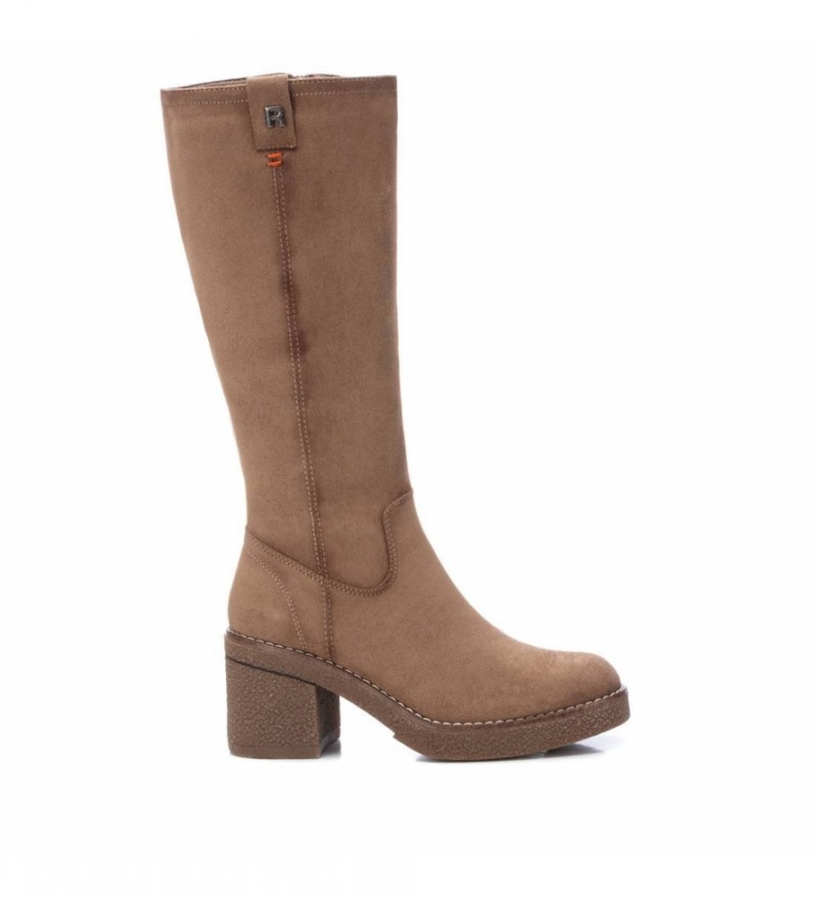 Botas Refresh em camurça cor taupe - Salto de 7 cm