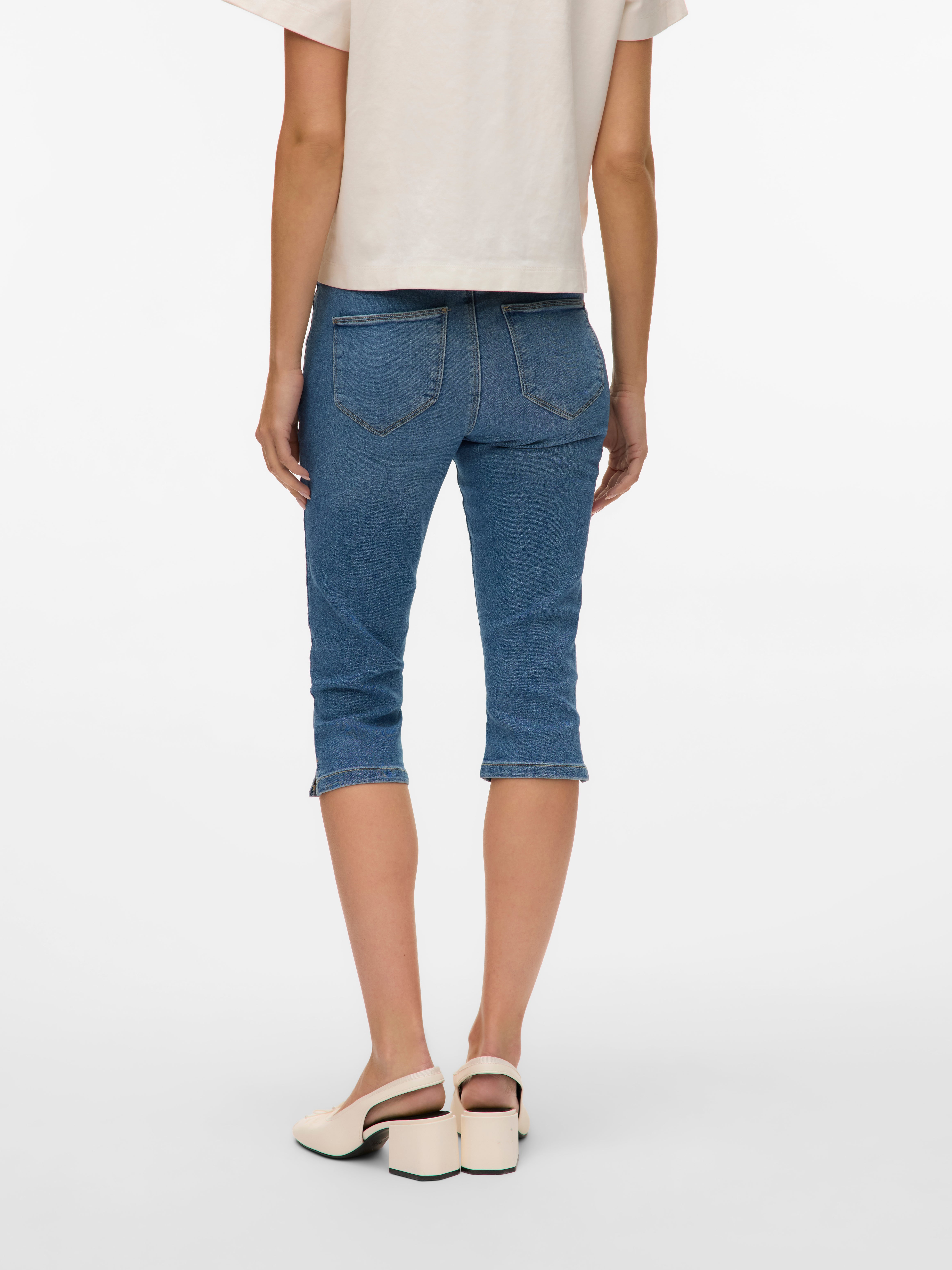 VMELLY Mid rise Slim fit Capris