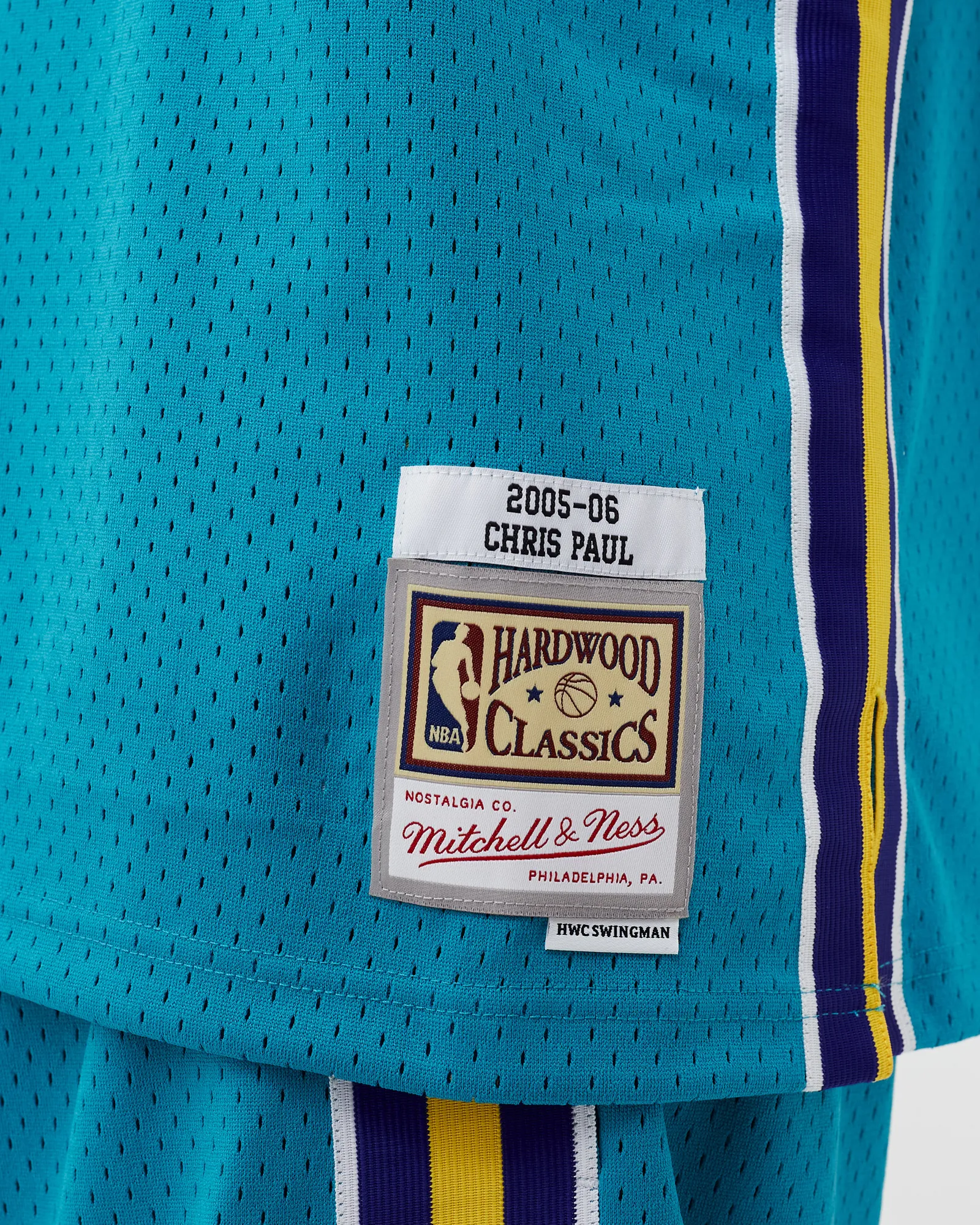 Mitchell & Ness NBA SWINGMAN JERSEY NEW ORLEANS HORNETS ROAD 2005-06 CHRIS PAUL #3