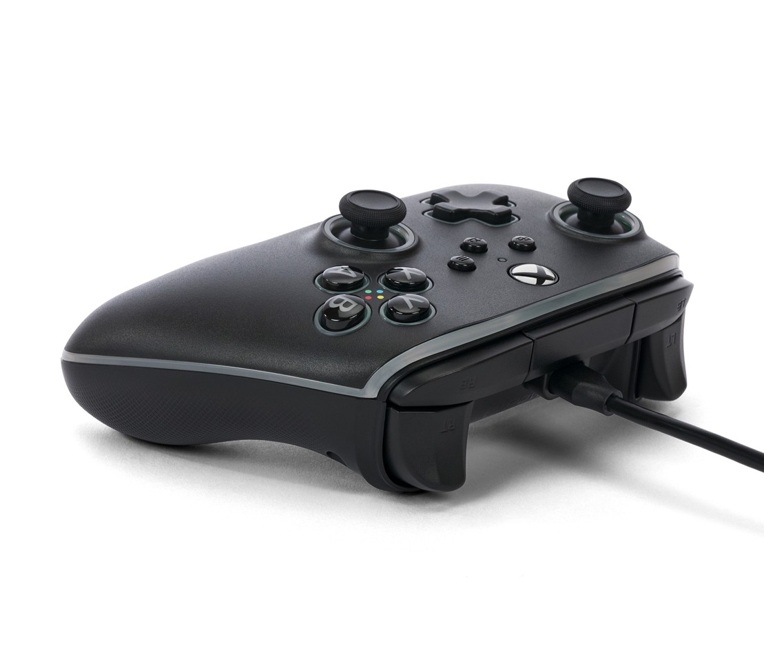 PowerA Advantage Wired Controller - Xbox Series X/S -m/ Lumectra + RGB LED Strip - Black
