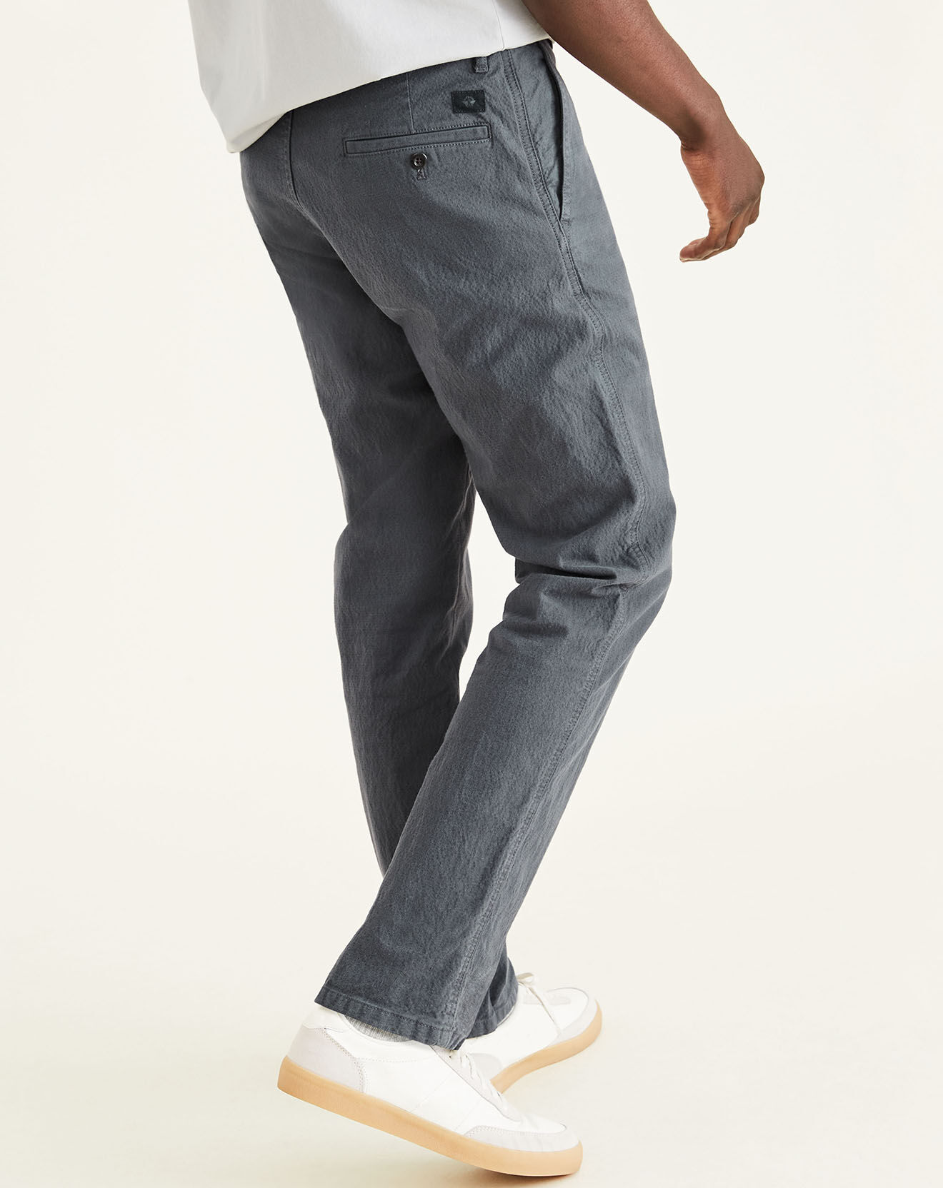 Dockers Pantalon chino en Coton Bio Alpha Icon Tapered à carreaux gris