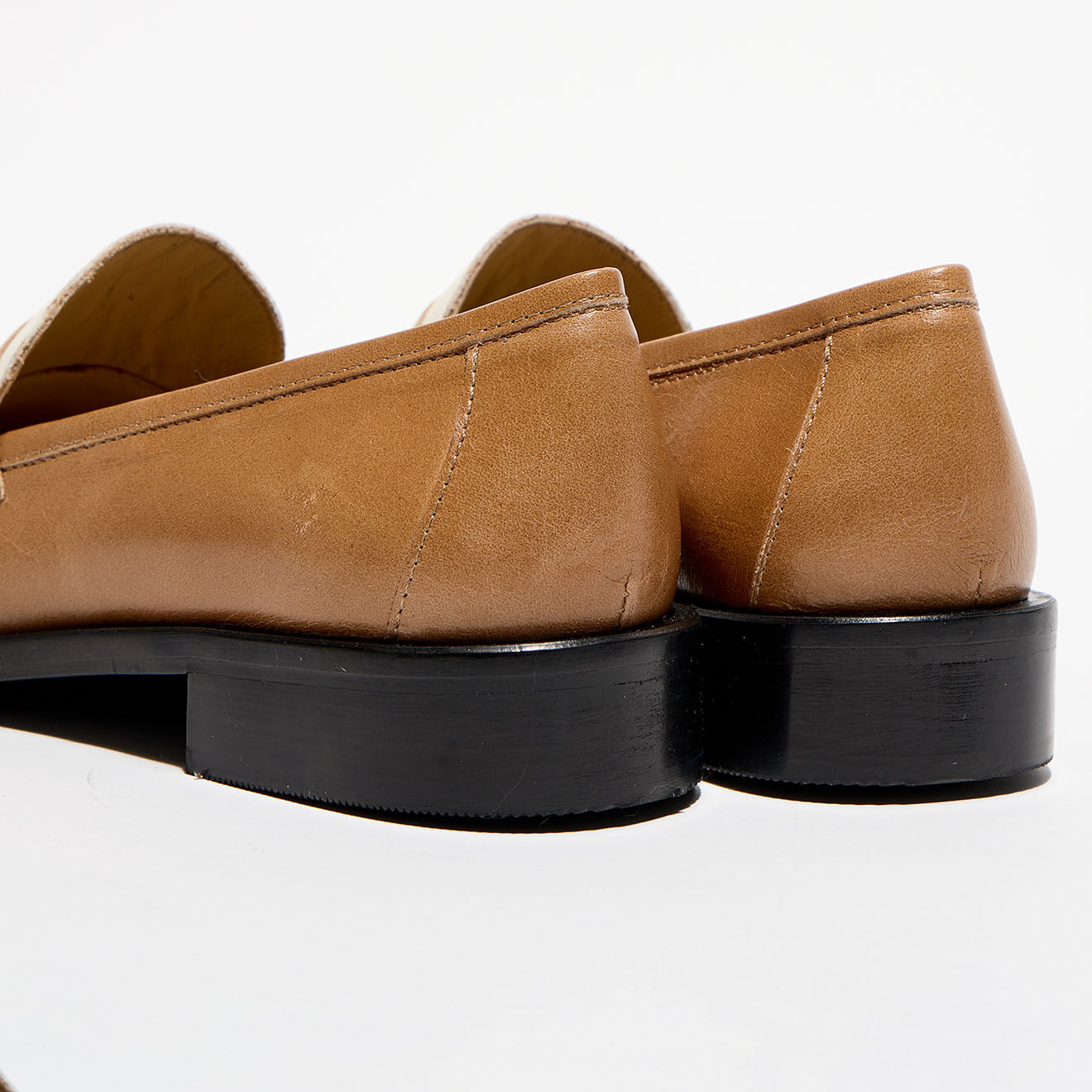 Apologie Mocassins en Cuir Juliette camel/blanc
