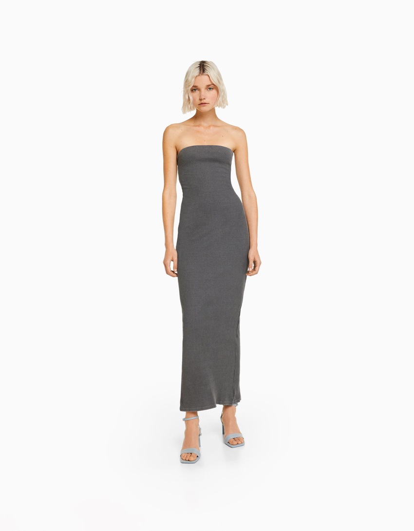 Vestido longo tomara que caia canelado com efeito lavado