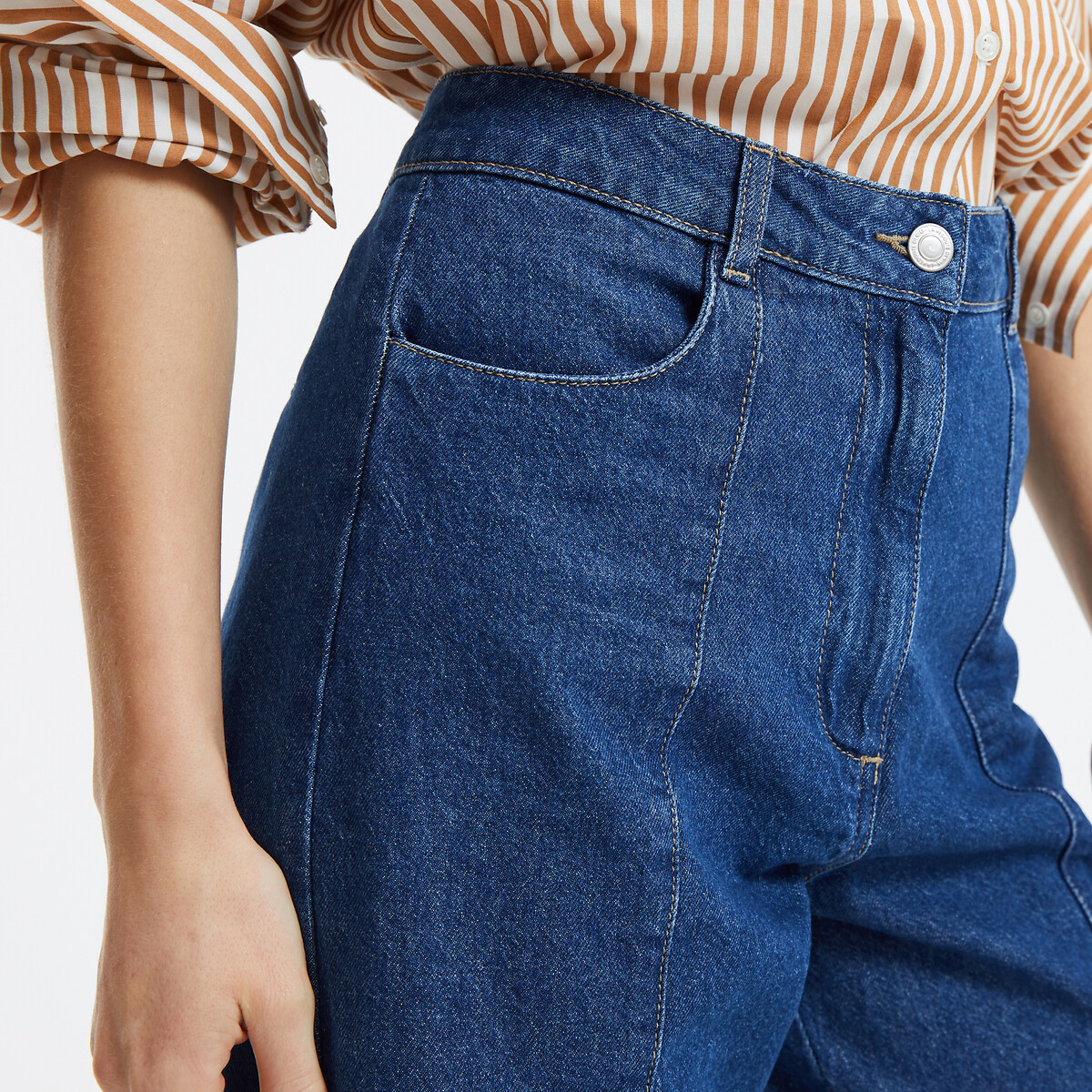 COLEÇÕES LA REDOUTE<br>Calça jeans de perna larga, detalhes de costura, cintura alta