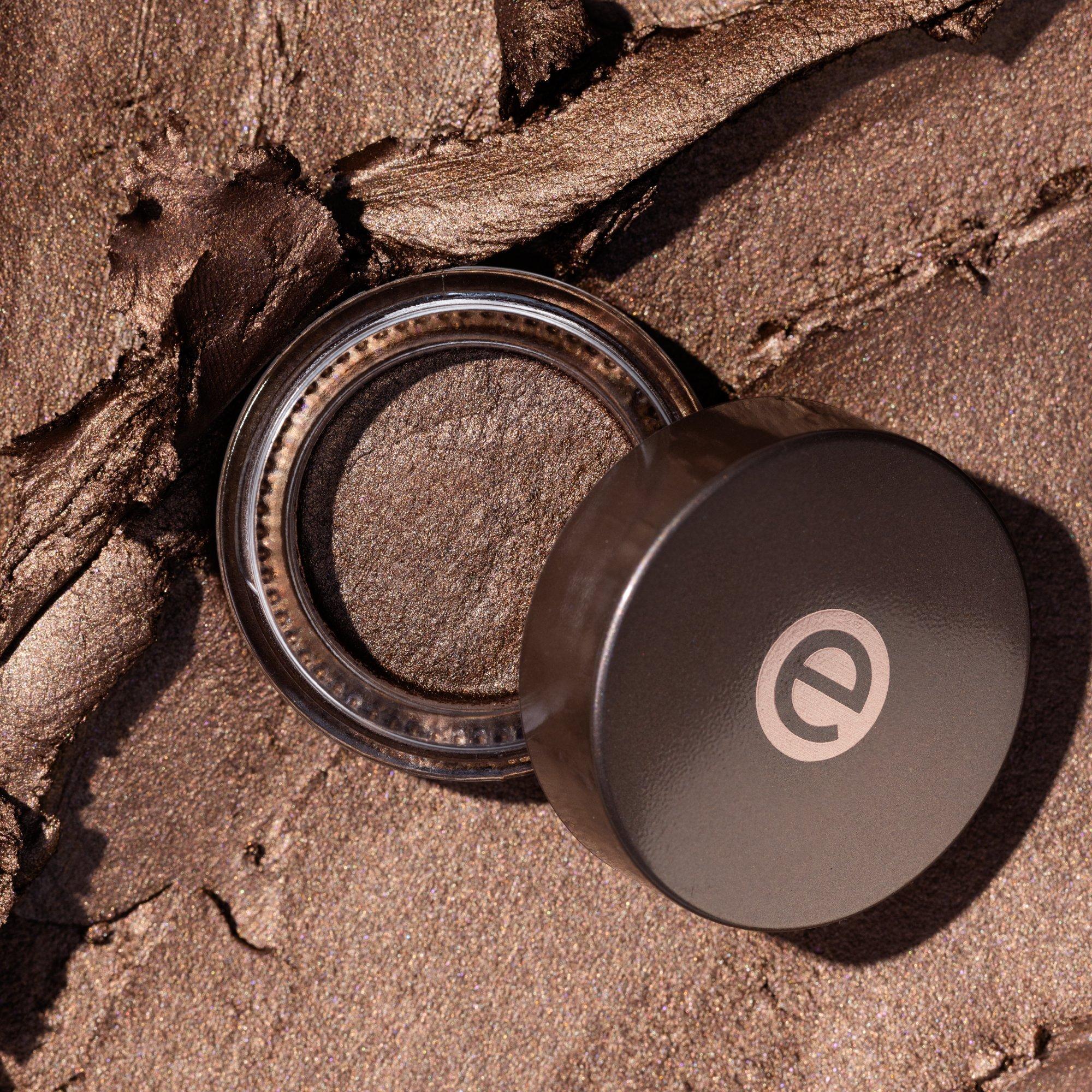 cream eyeshadow