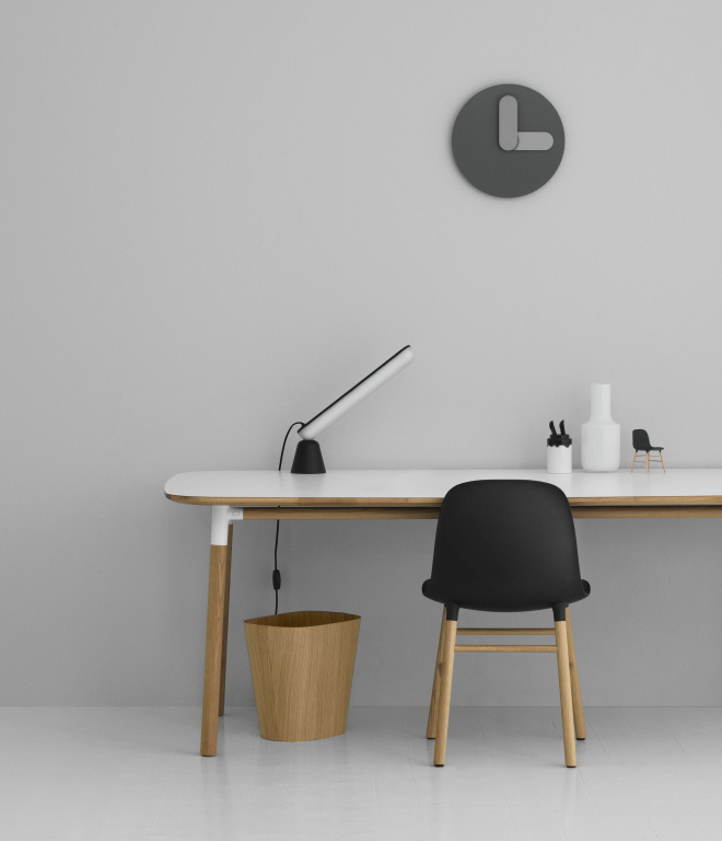 Normann Copenhagen Tales of Wood prullenbak eiken