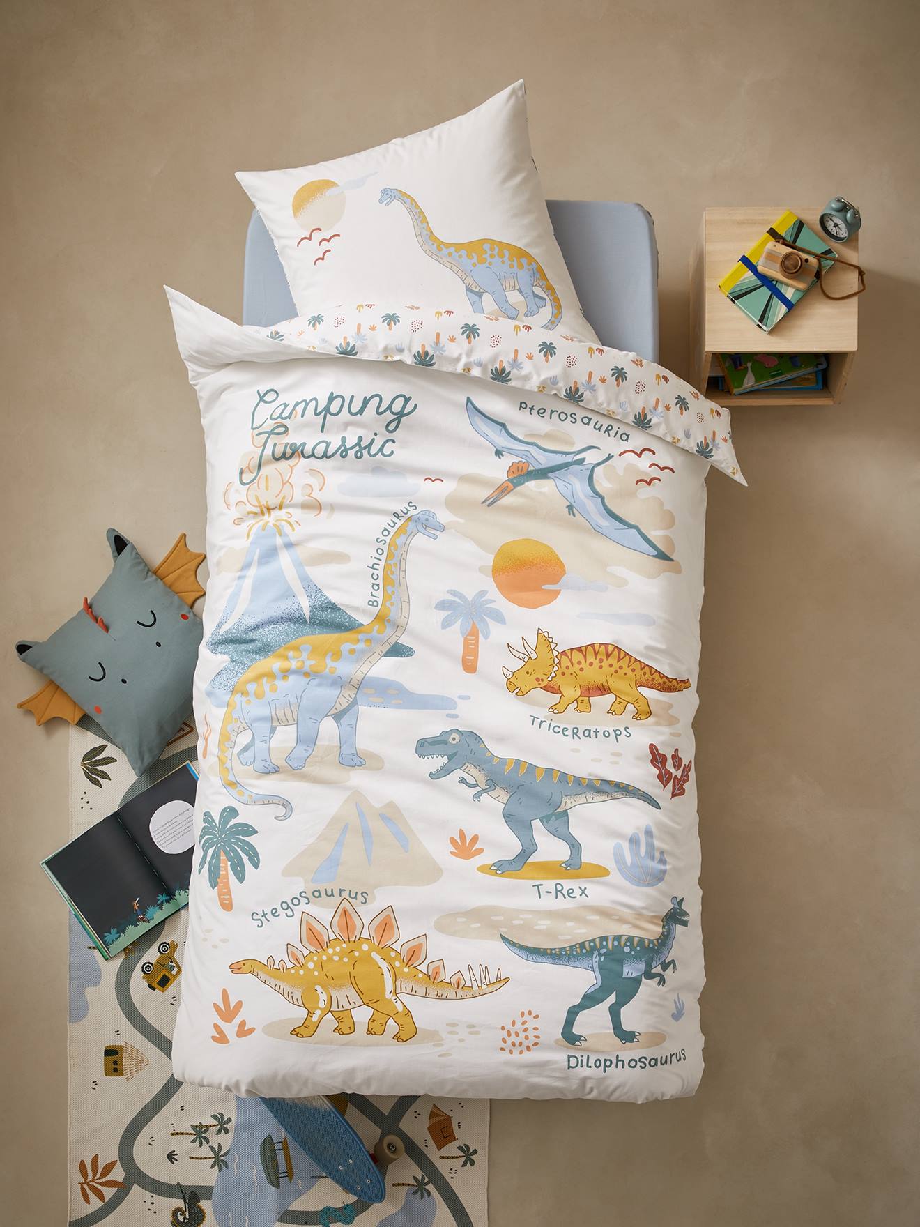 Conjunto de cama infantil JURASSIC CAMP, branco com estampa.