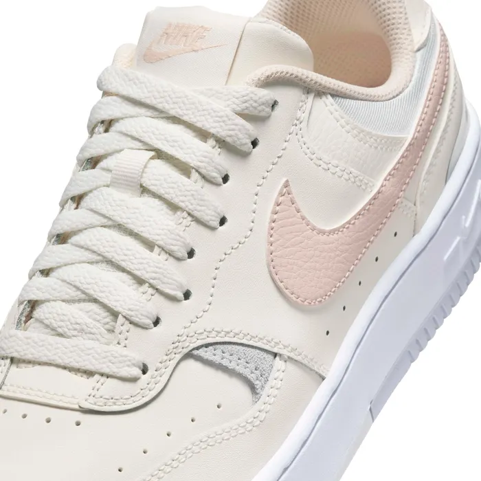 Nike Gamma Force Sneakers Dames