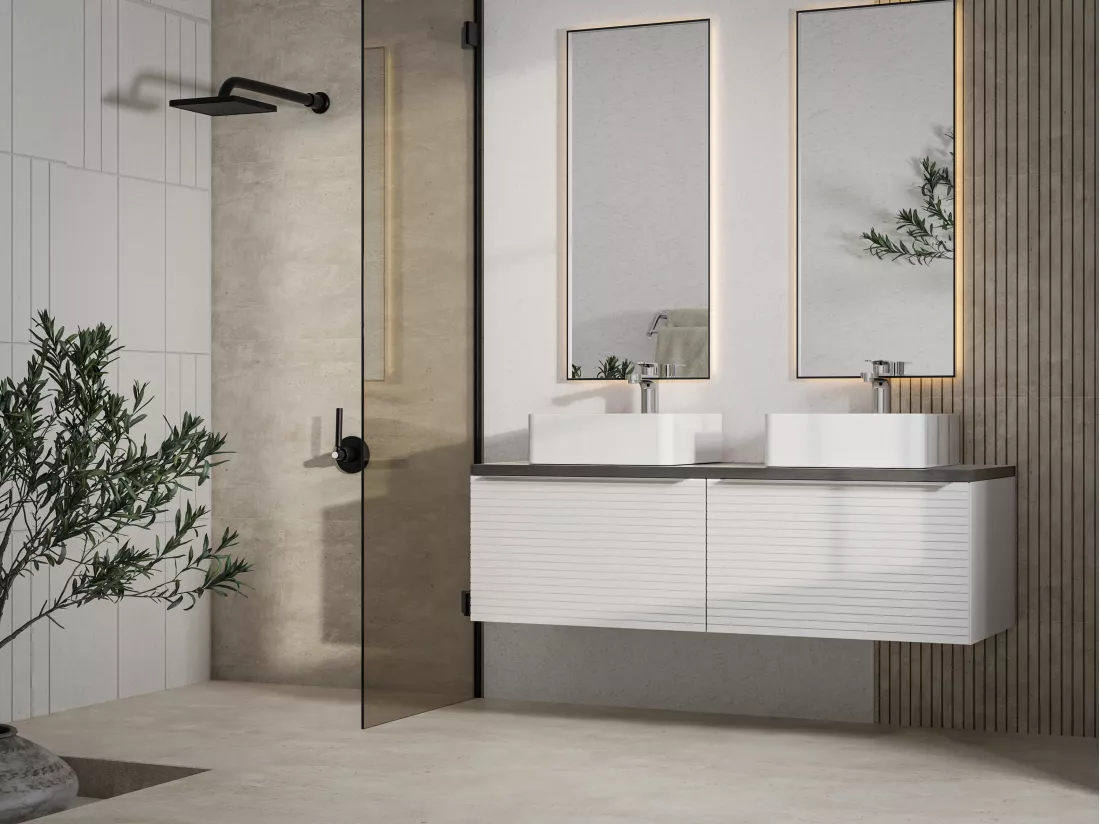 Meuble sous vasque suspendu strié blanc avec planche - 120 cm - LATOMA