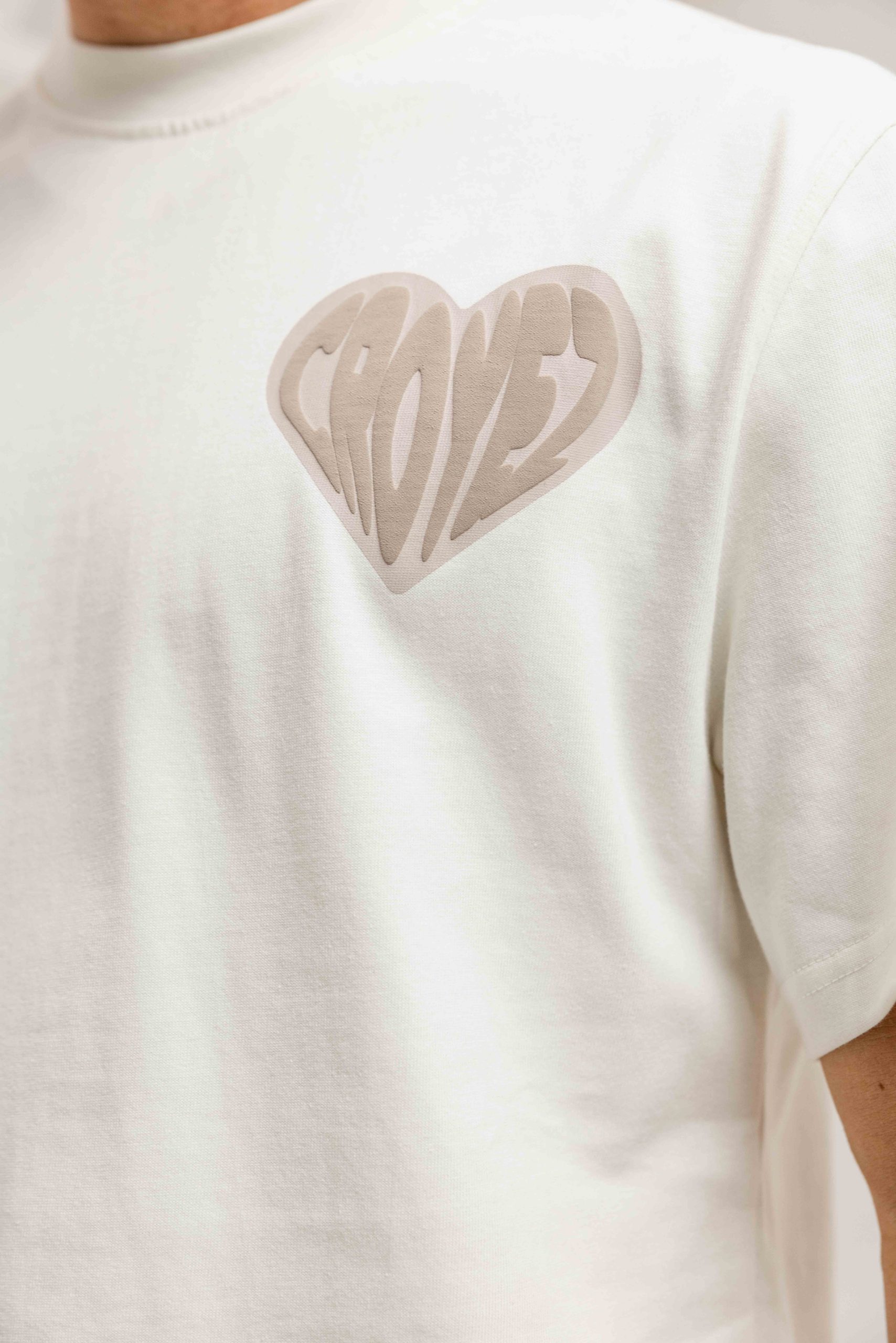 Croyez Puffed Heart T-Shirt Heren Gebroken Wit/Beige