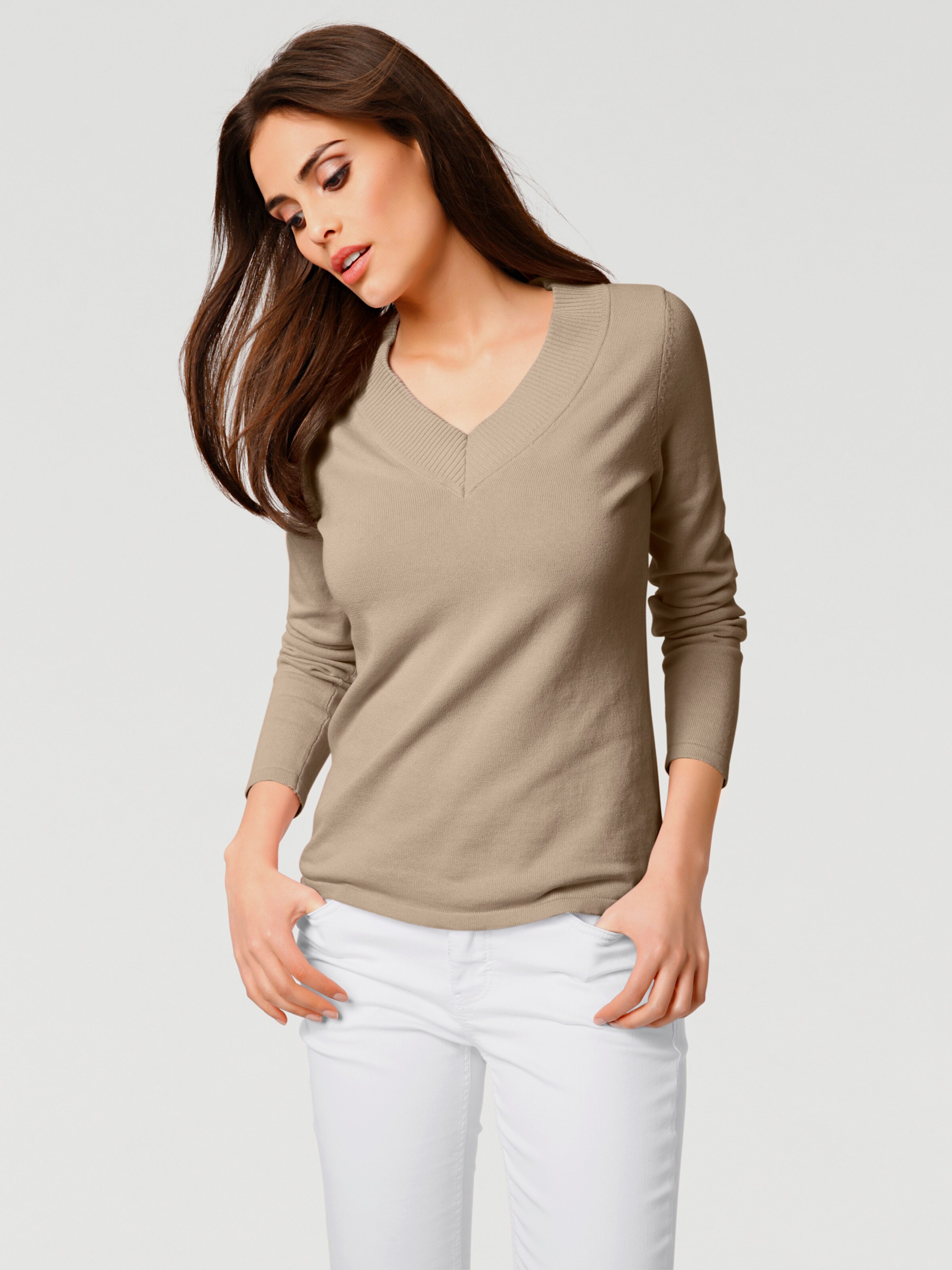 V-Pullover