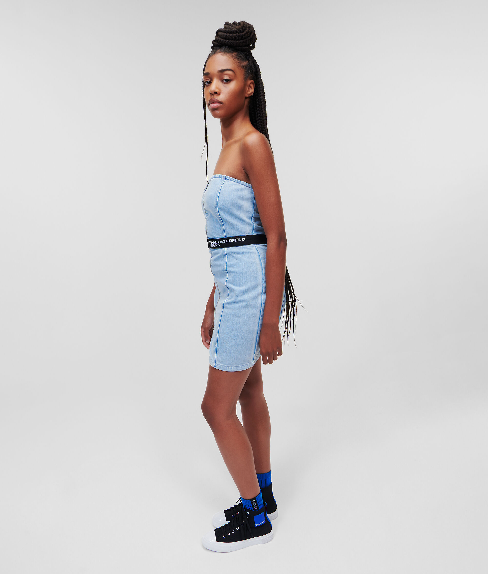 ROBE EN DENIM ZIPPÉE SUR LE DEVANT KLJ