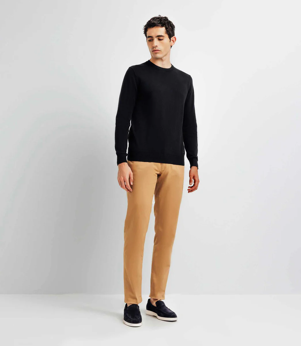Pull col rond double fil noir