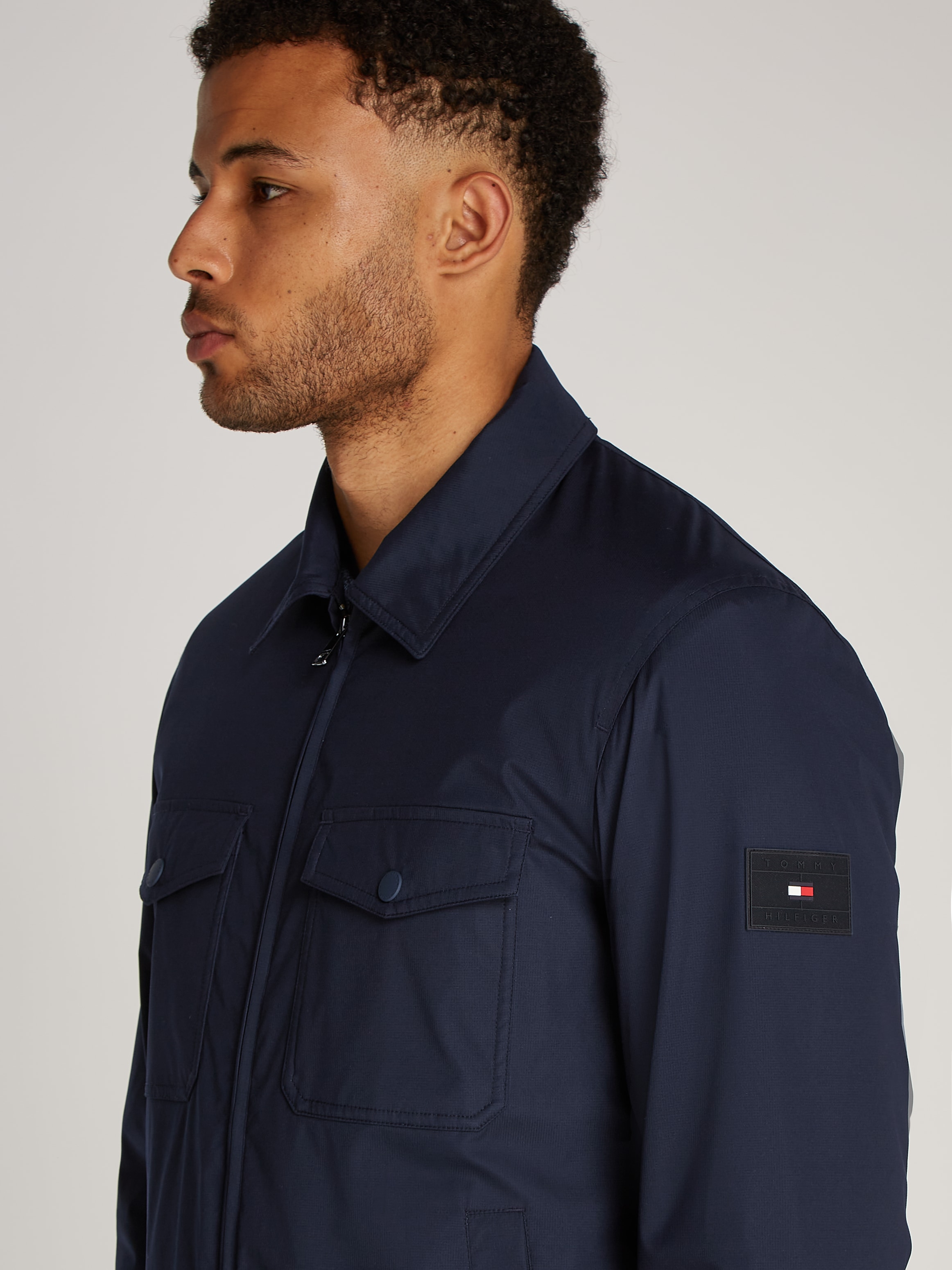 Tommy Hilfiger Blouson »PADDED SHIRT JACKET« mit Brusttaschen
