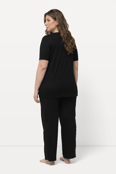 Pyjama, Satindetails, V-Ausschnitt, Halbarm