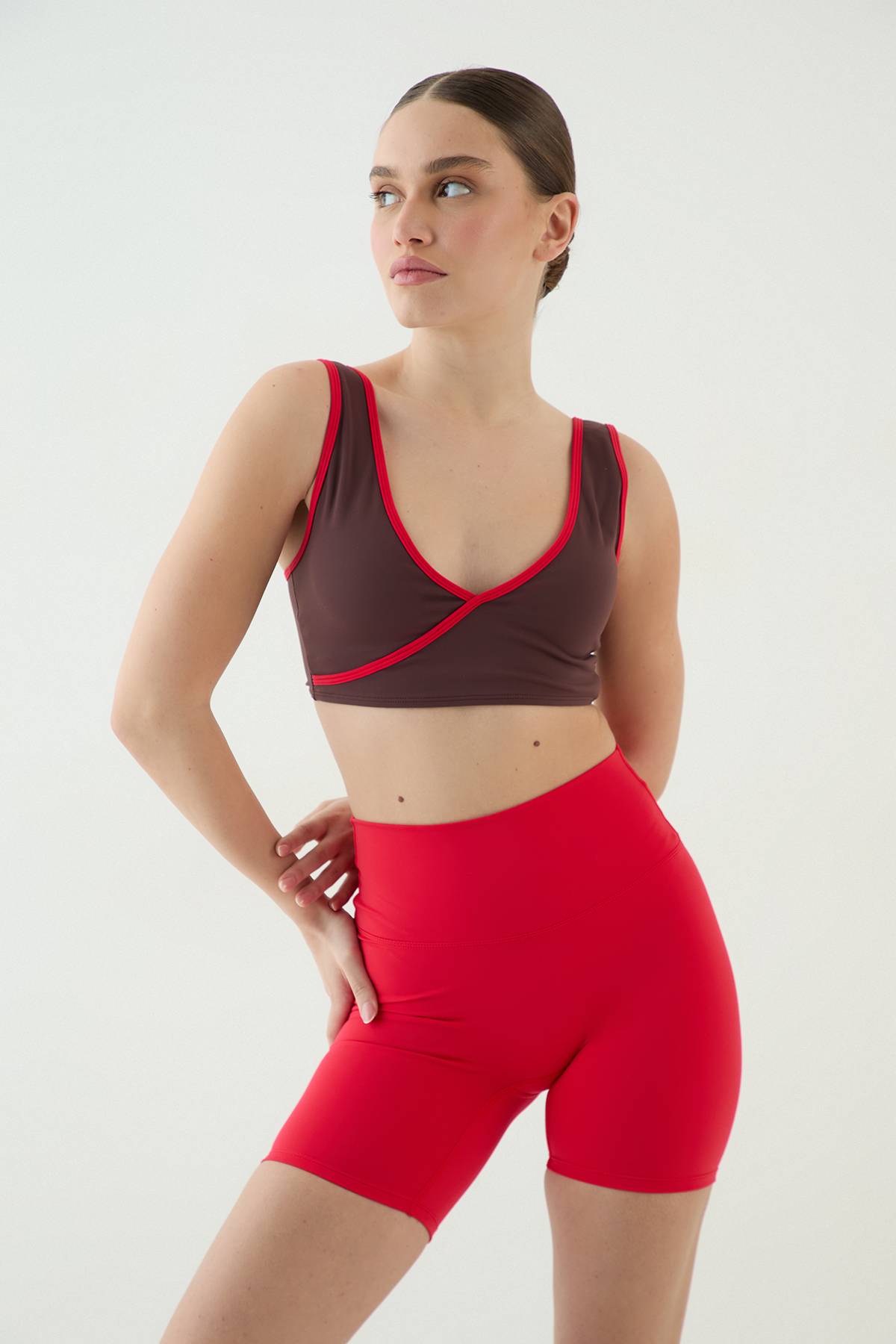 Brassière De Sport Dsgn Studio Sculptante À Devant Croisé