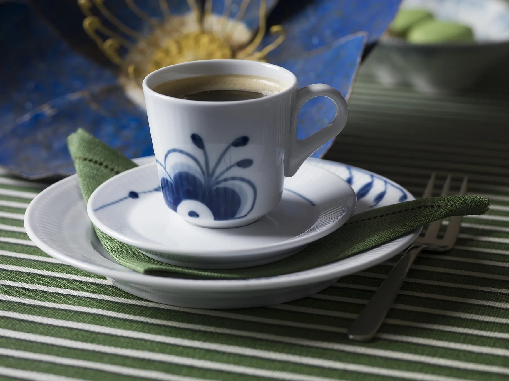 Royal Copenhagen Blå Mega Riflet Espressokop