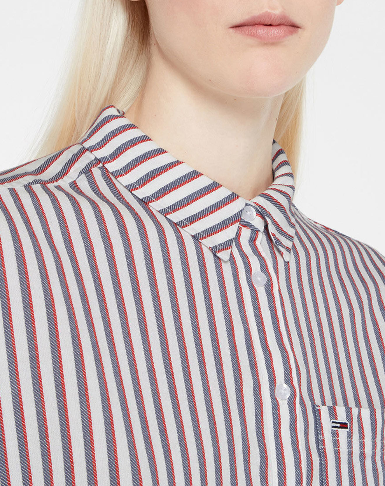 Tommy Jeans Chemise Regular 100% Coton Bio Boxy à rayures blanc/bleu/rouge