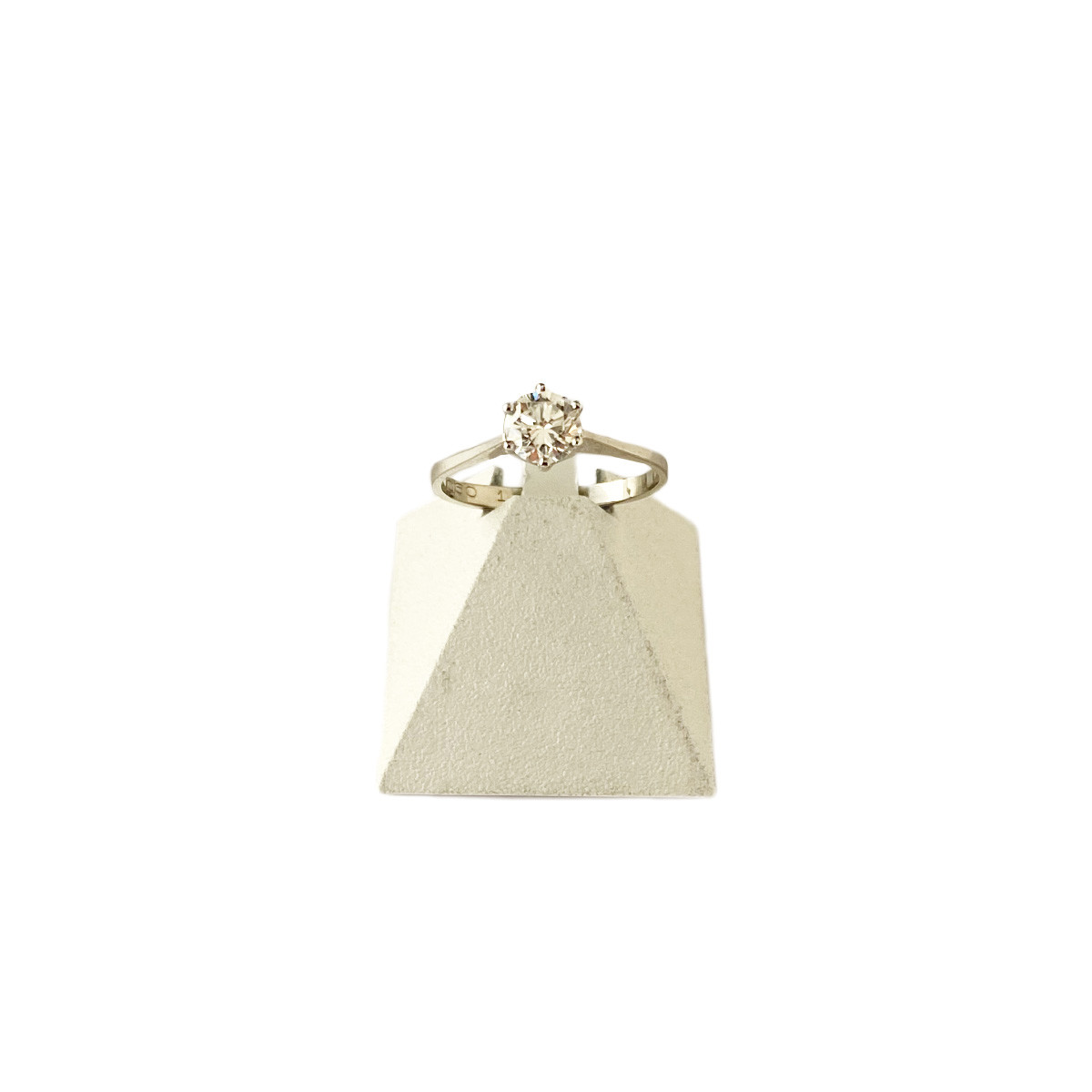 Solitaire d'occasion or 750 blanc diamant 0.60 carat