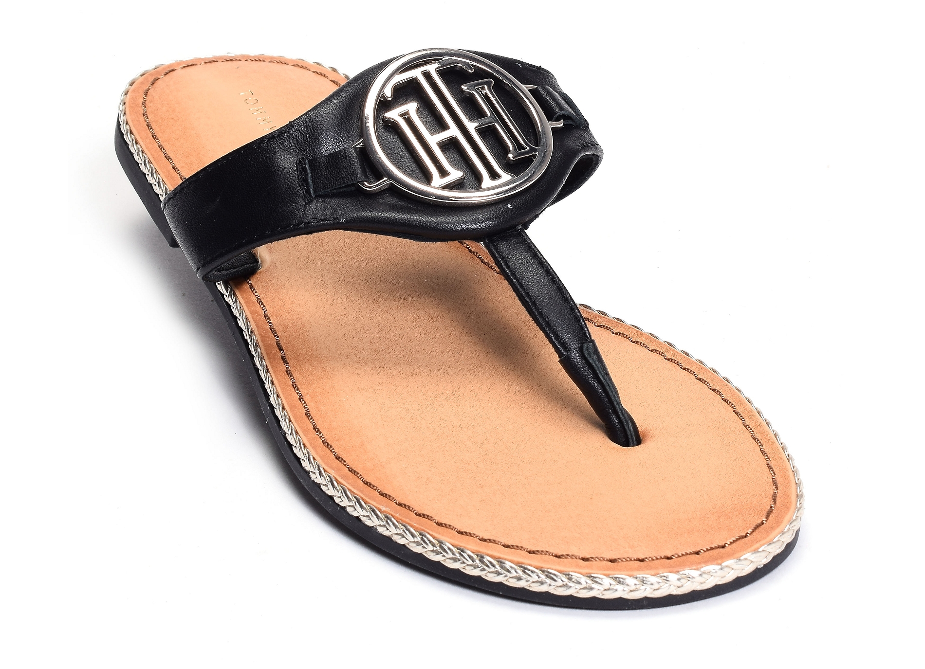 Essential leather flat sandal 5620 noir