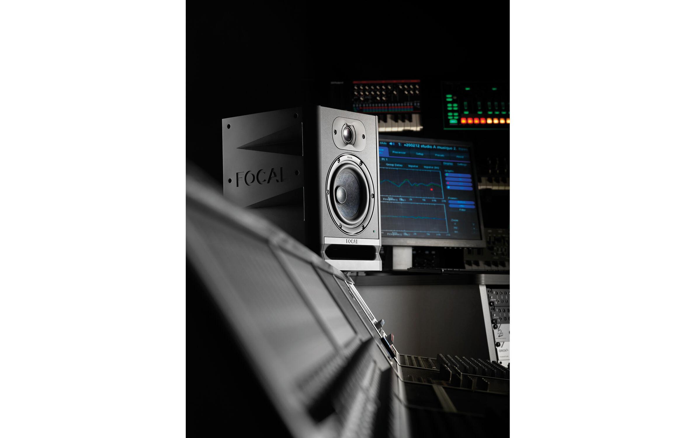 Studiomonitor Alpha 50 Evo Schwarz<br>Professioneller Proximity Control Lautsprecher