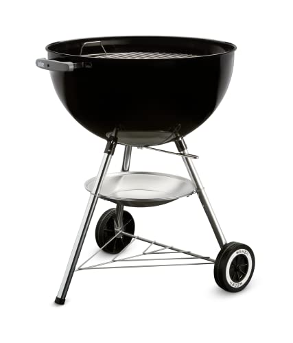 Weber Classic Kettle barbecue au charbon de bois, surface de cuisson Ø 57cm, barbecue avec couvercle et cuve en acier emaillé, thermomètre intégré au couvercle, trépied et roues – Noir (1341504)