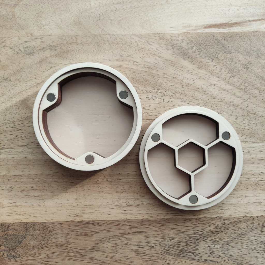 Boite à dés ronde en bois