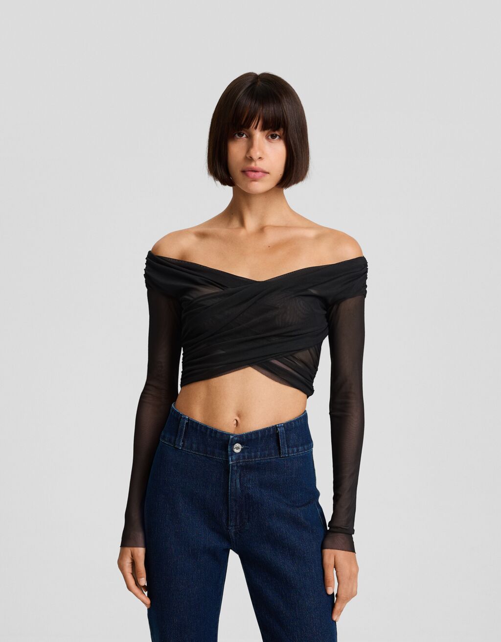 Camiseta de manga comprida com detalhe drapeado em tule cruzado