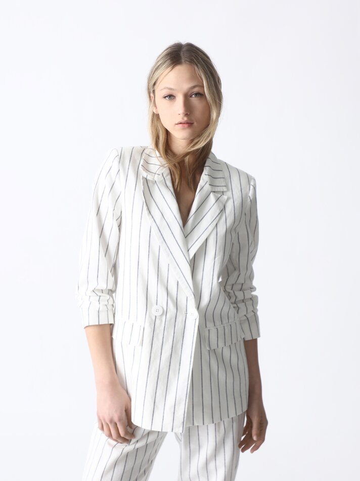Blazer listrado com gola de lapela - Branco-sujo