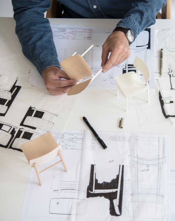 Muuto Loft gestoffeerde stoel zwart, stofsoort Steelcut 190