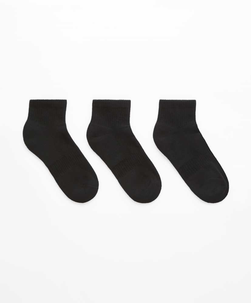 3 pares de meias esportivas de algodão.