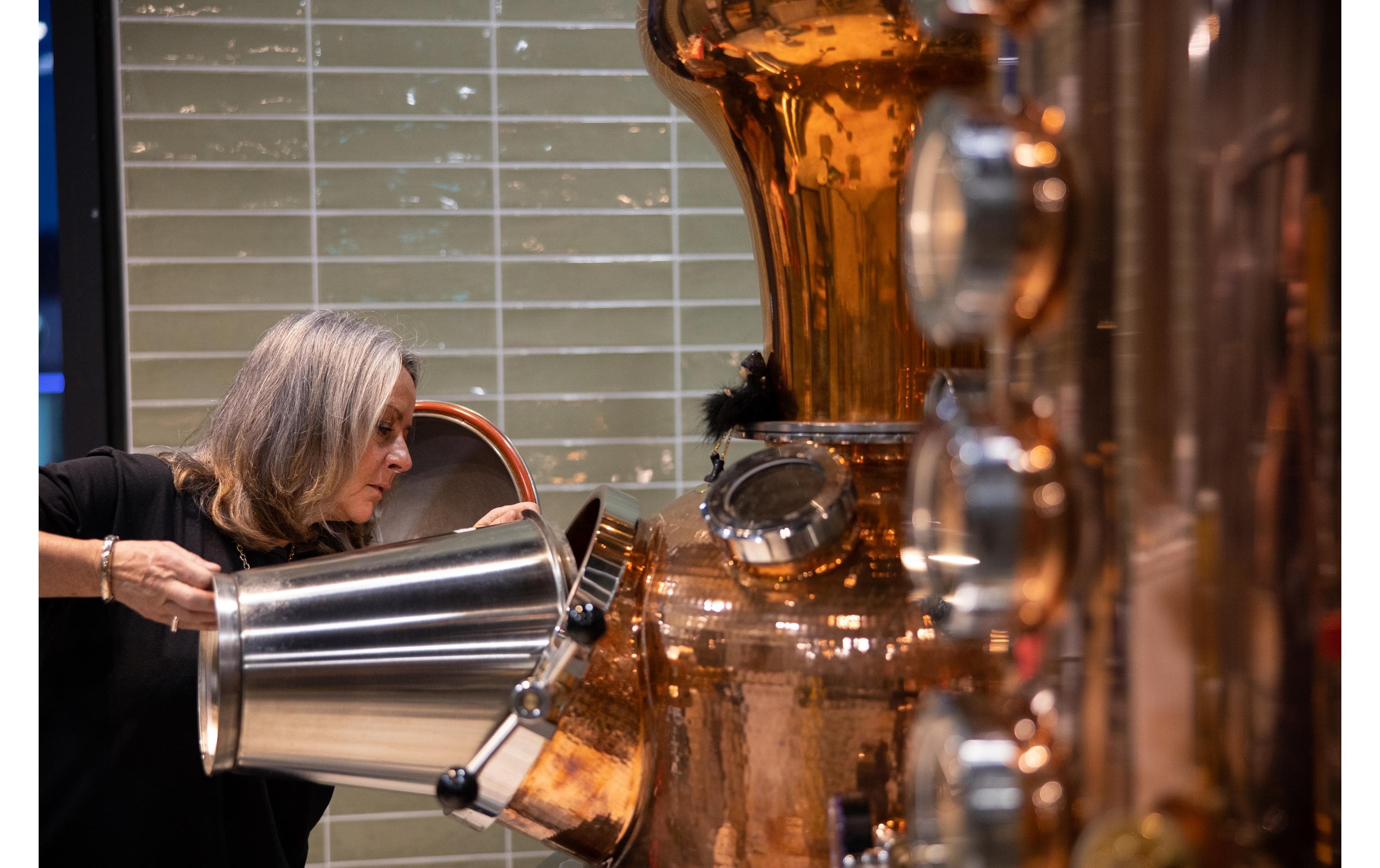 57 Navy Strength Gin 0.5 lHochwertige Spirituose auf Basis von Wacholder aus «Die Höhle der Löwen»