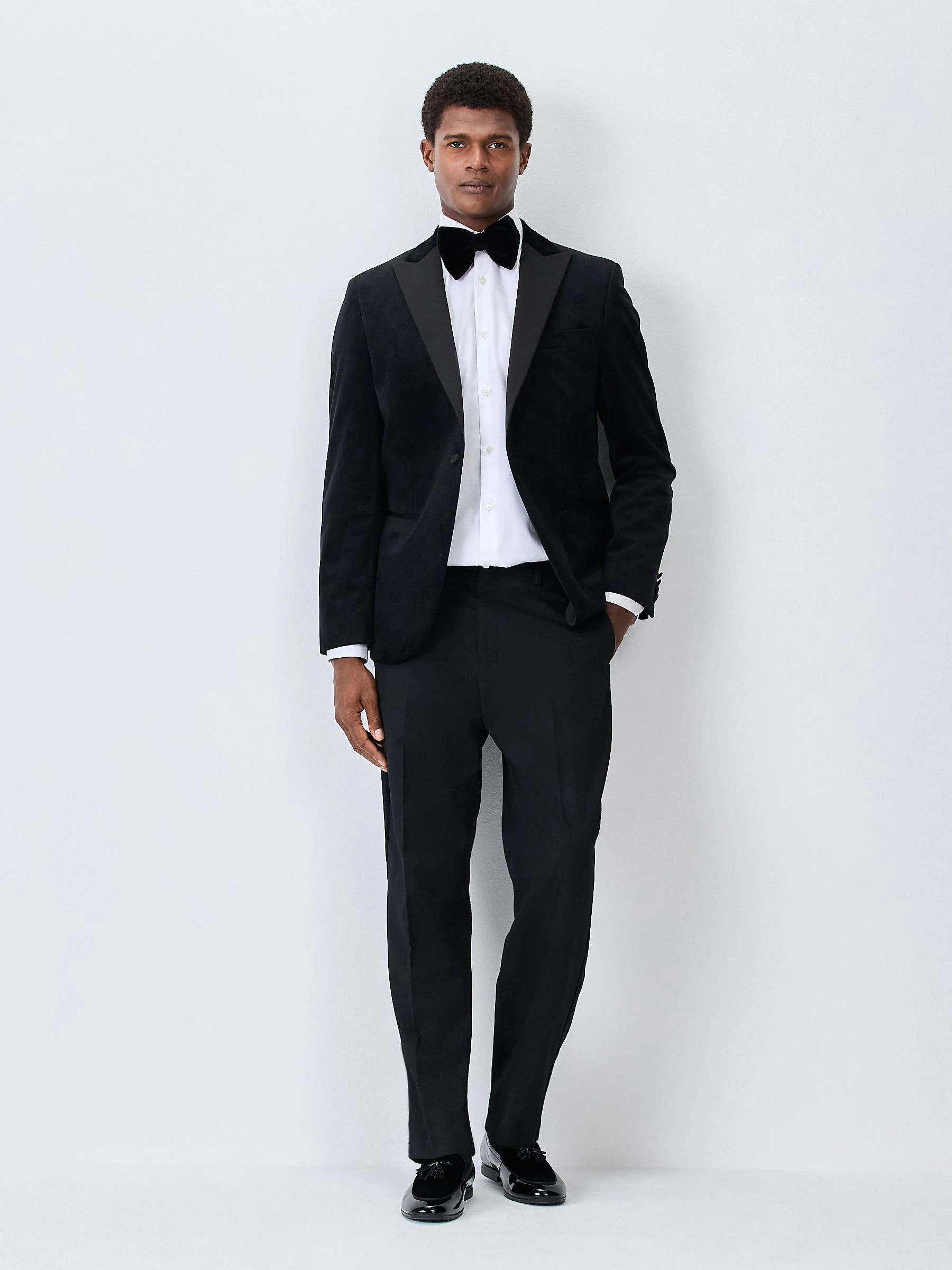 Zwart - Regular Fit Smart Tuxedo Trousers With Velvet Side Tape Detail