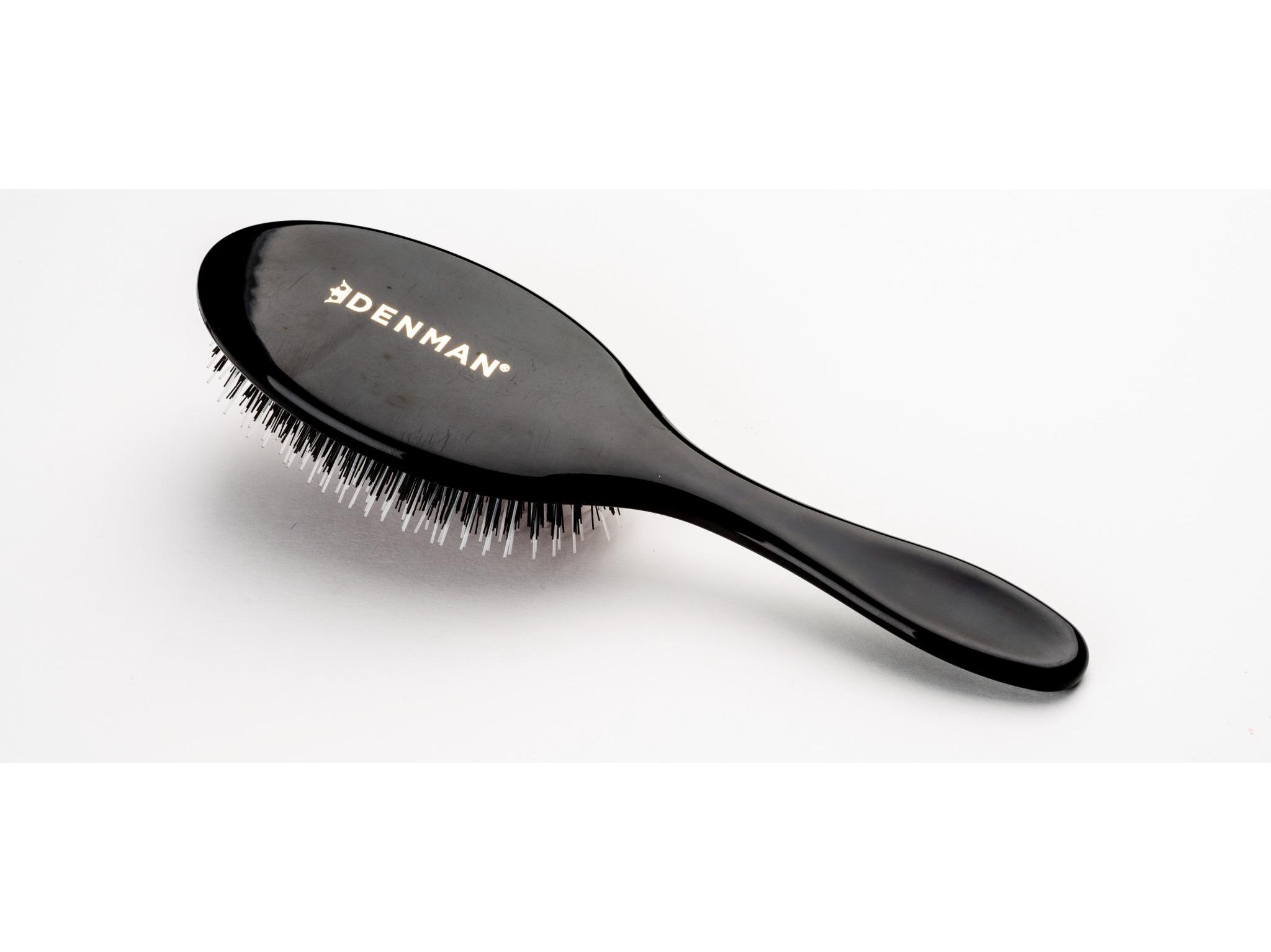 ESCOVA DENMAN D81M FINISHER PRETA
