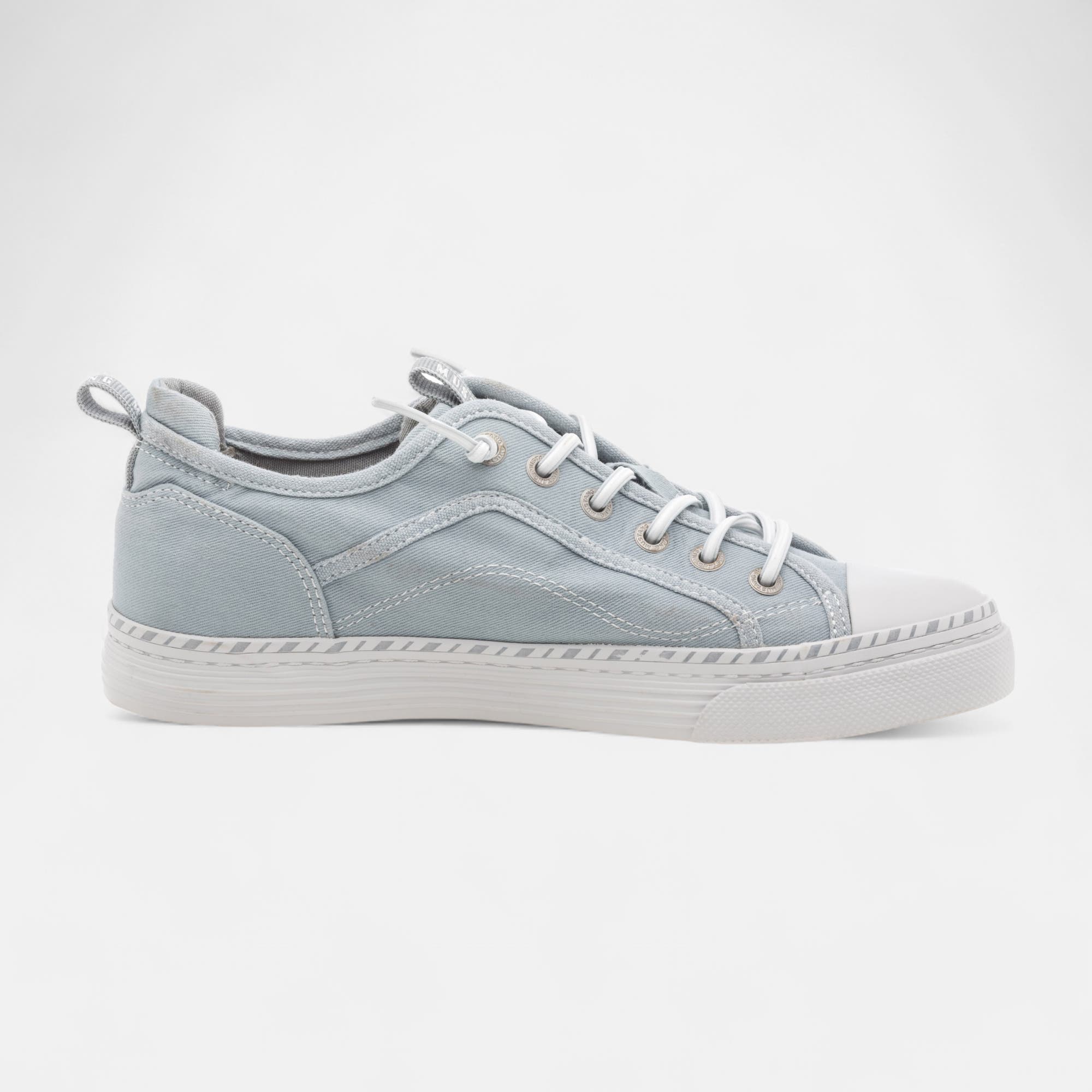 Baskets en toile Femme bleu ciel