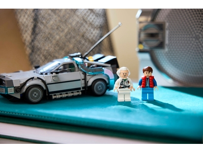 LEGO Tijdmachine uit Back to the Future (77256)