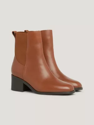 Botas Chelsea Essenciais de Couro com Controle de Temperatura