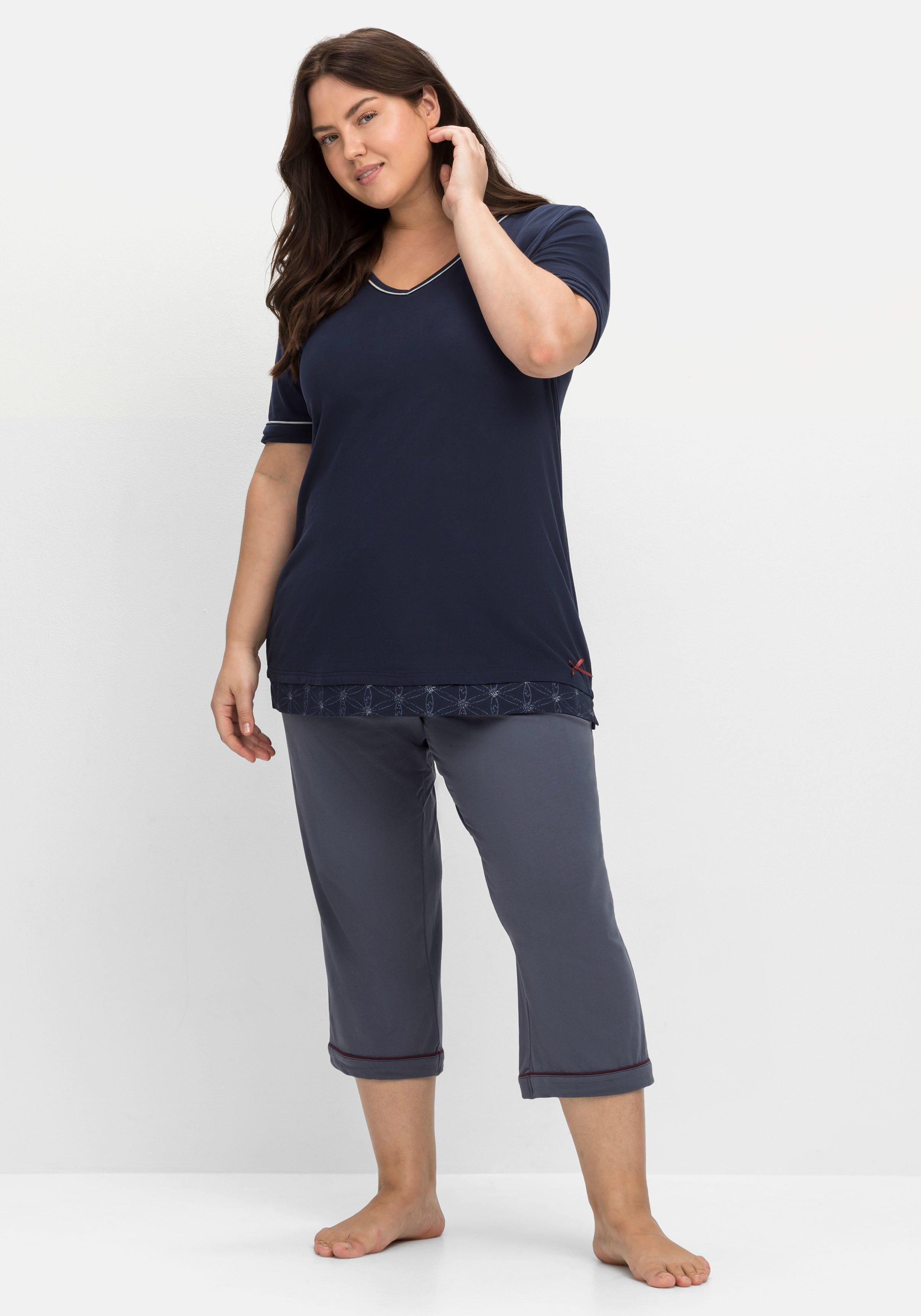 Schlafshirt mit Kontrastdetails und V-Ausschnitt