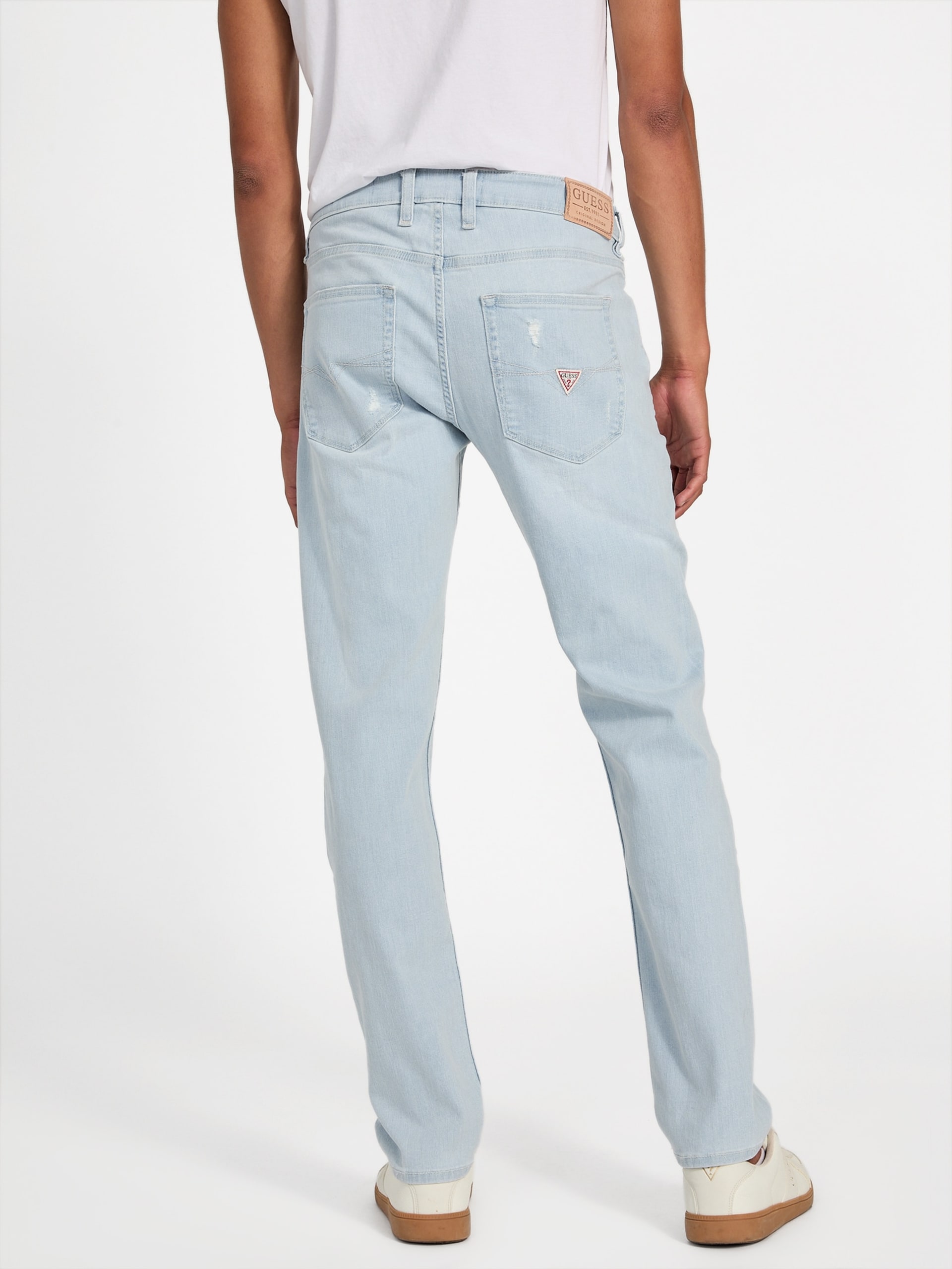Calça jeans Eco Finnley de cintura média e corte afunilado